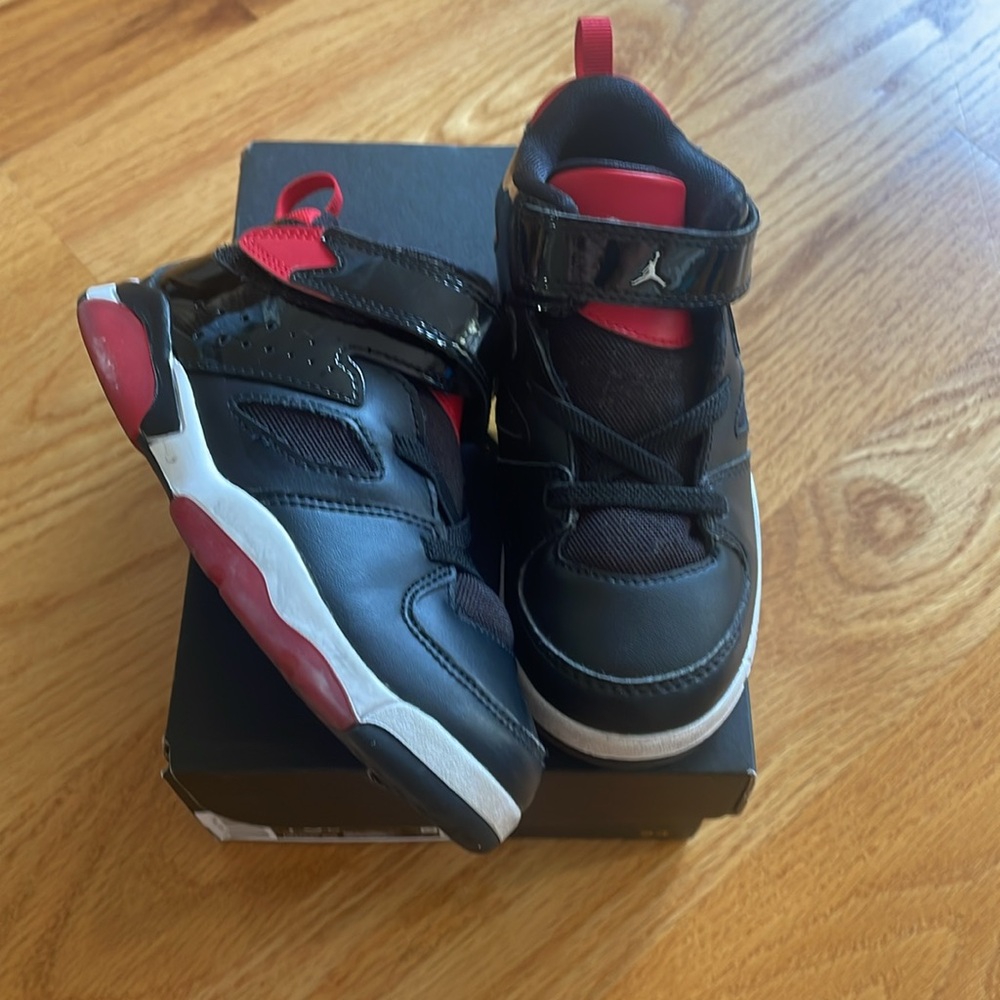Jordan Flight club 91 kids size 10C basketball hi tops high sneakers black red